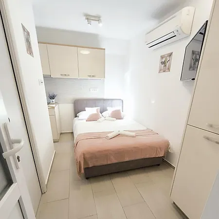 Apartment & Niko Split