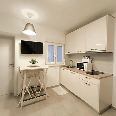 Apartment & Niko Split